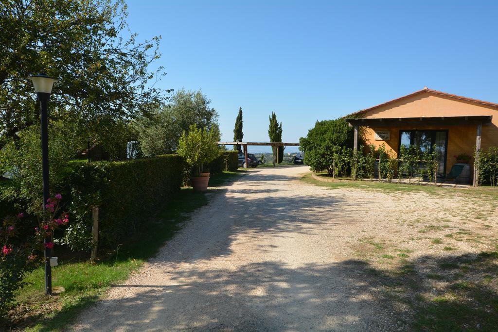 סקאנסאנו Agriturismo Podere L'Aione מראה חיצוני תמונה